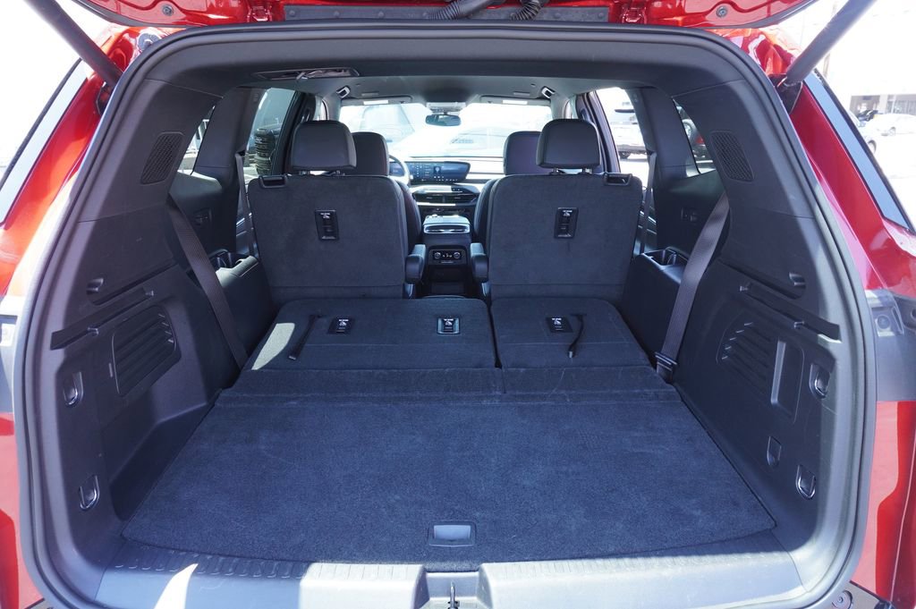 Certified 2026 Buick Enclave Sport Touring AWD/4WD image 8