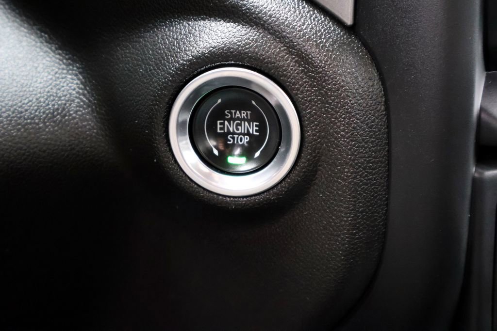 Used 2024 Chevrolet Silverado 1500 Custom RWD image 6