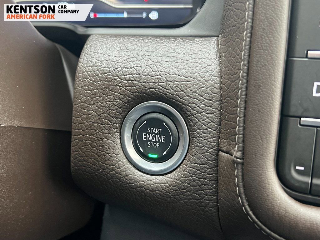 Used 2024 GMC Yukon Denali image 32