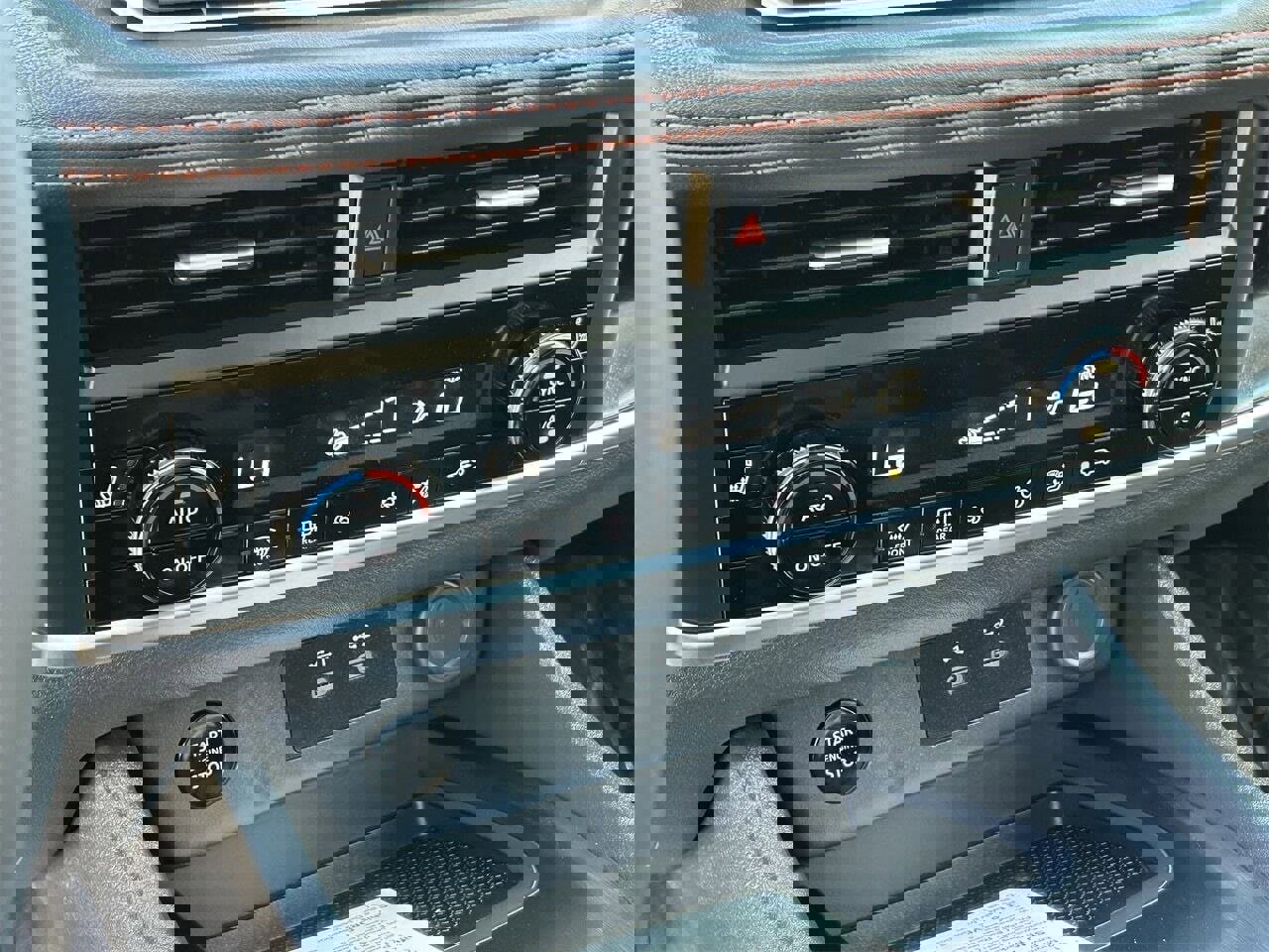 New 2026 Nissan Rogue SV image 28