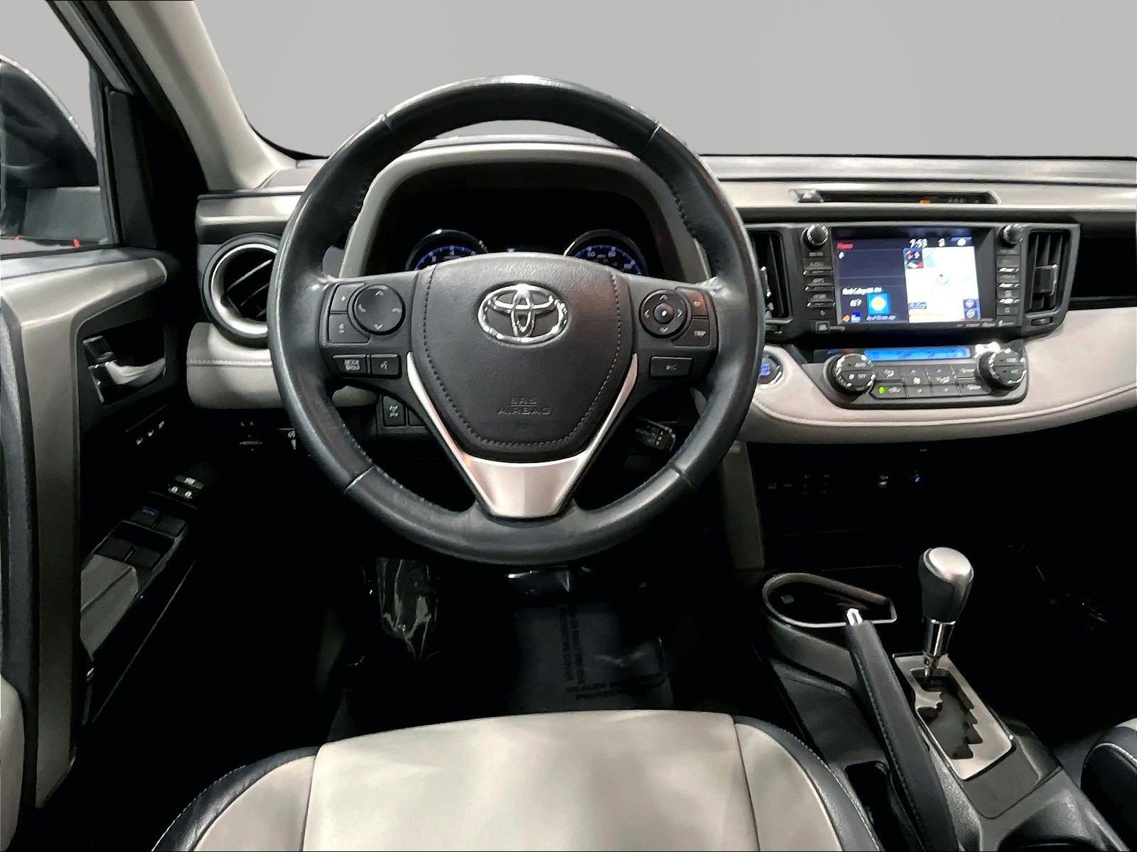Used 2017 Toyota RAV4 Limited w/ Advanced Technology Package AWD/4WD image 8