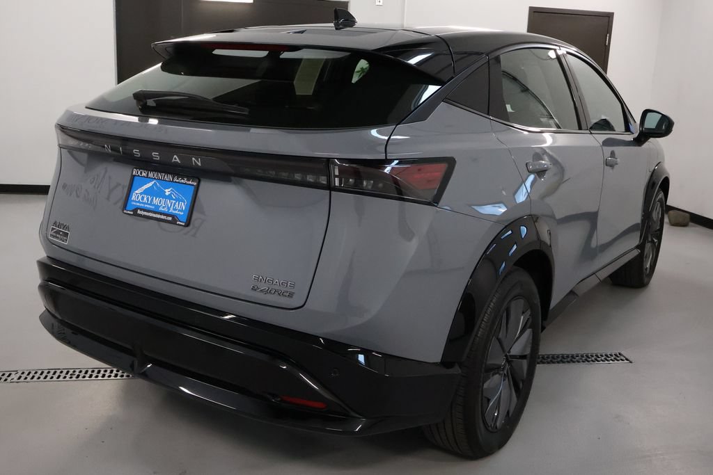 Used 2024 Nissan Ariya AWD image 7