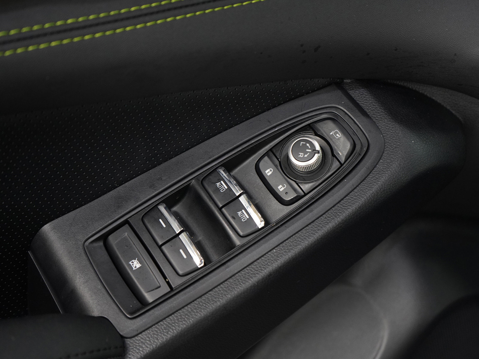 Used 2025 Subaru Ascent Bronze Edition image 22