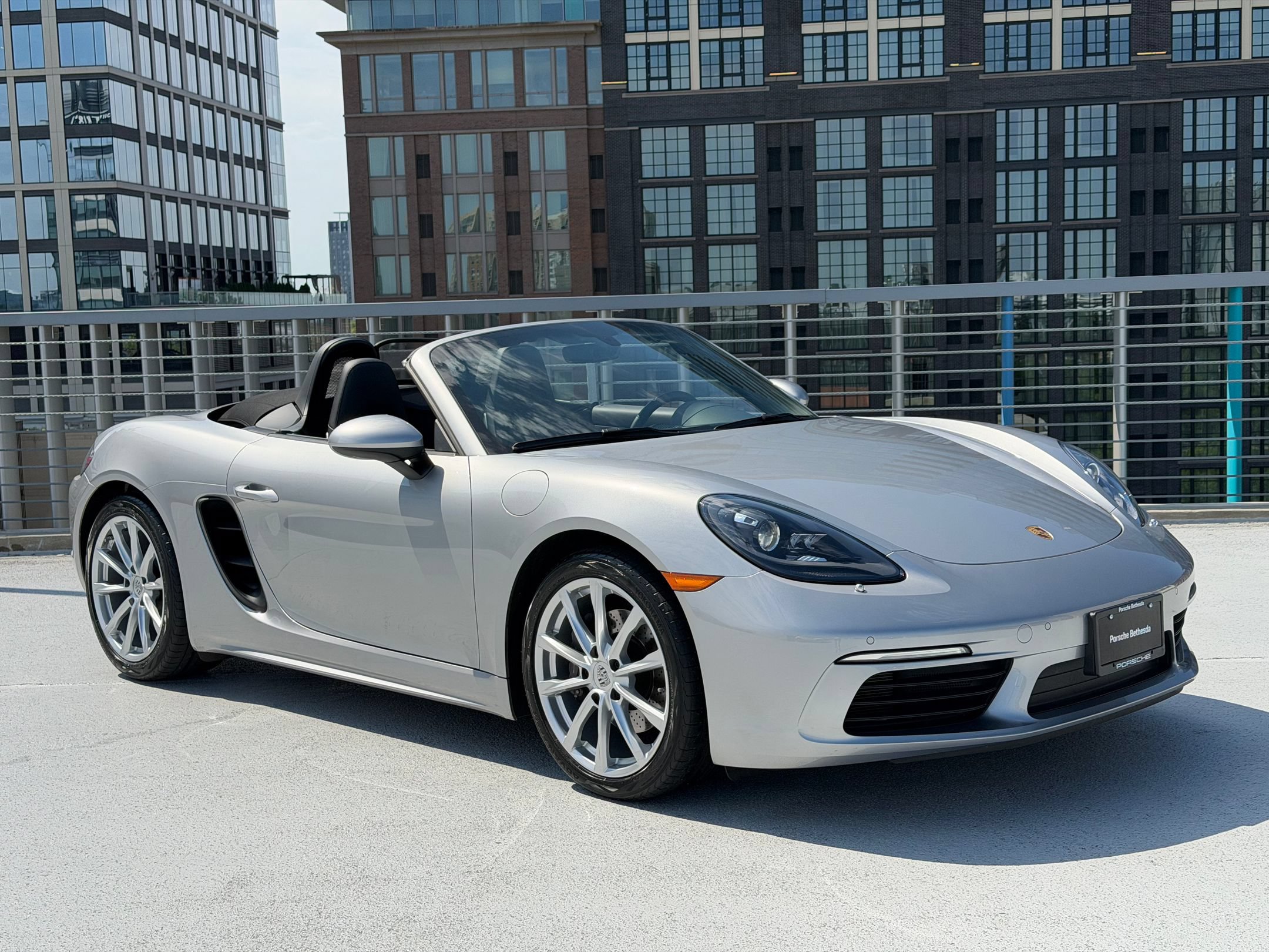 Certified 2024 Porsche 718 Boxster RWD image 20