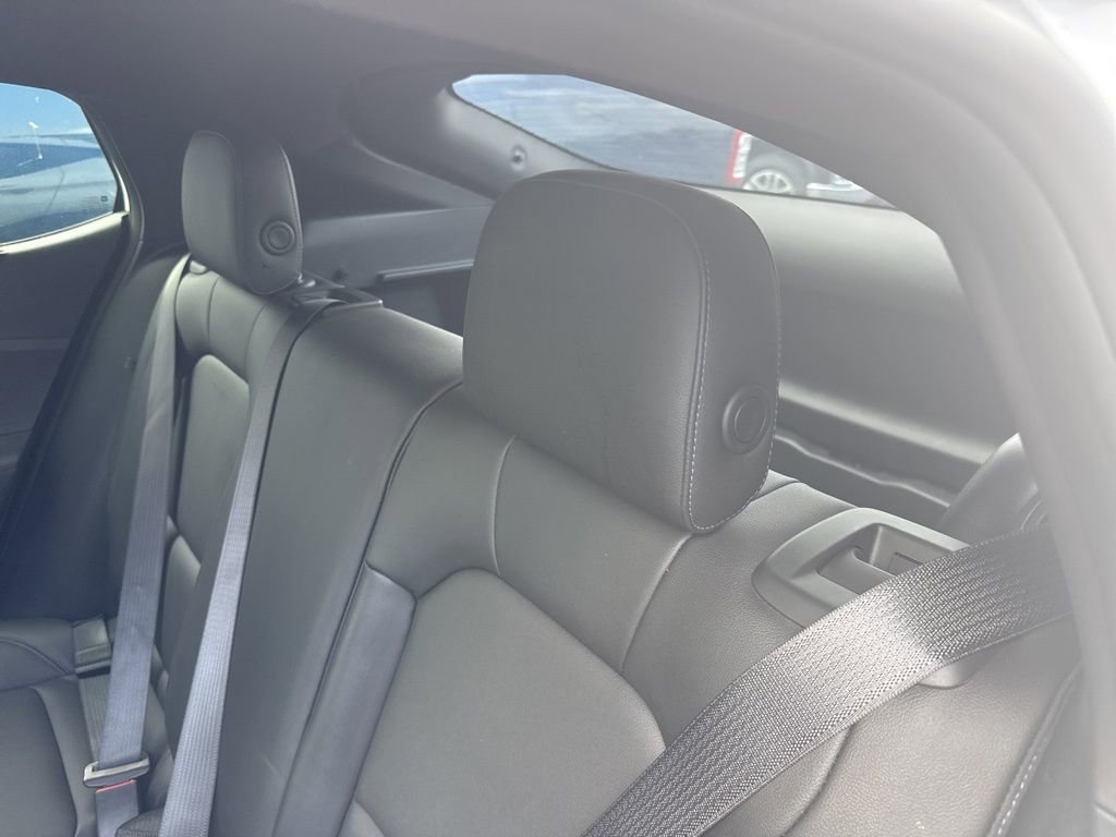 Used 2025 Buick Envista Sport Touring w/ Convenience I Package FWD image 7