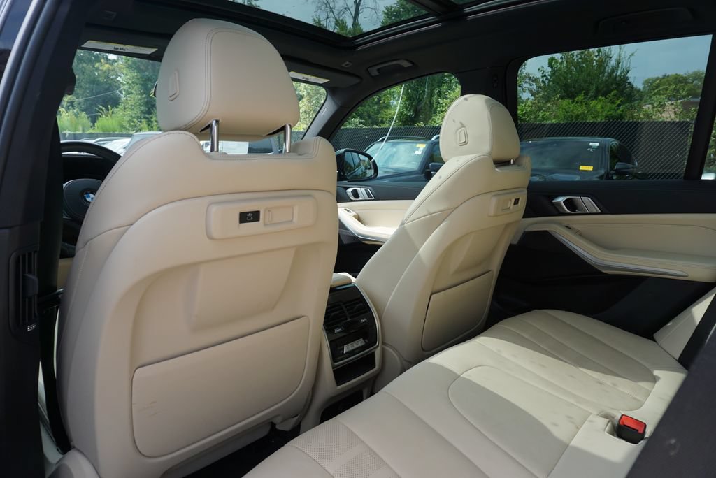 Used 2022 BMW X5 sDrive40i w/ M Sport Package RWD image 26