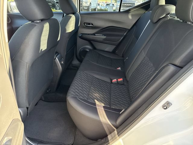 Used 2023 Nissan Kicks SV FWD image 16