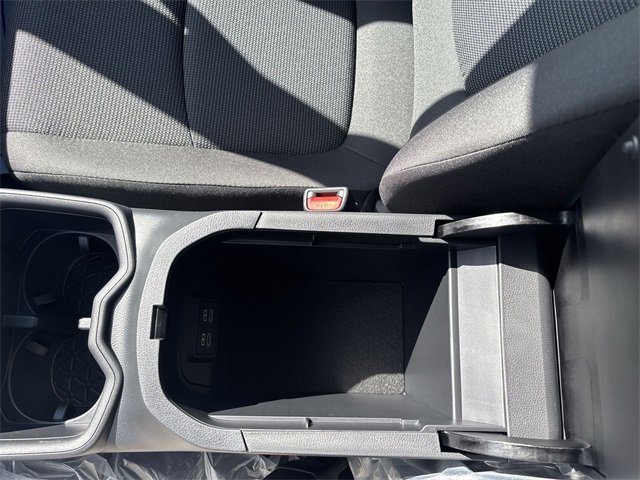 Used 2025 Toyota RAV4 LE image 21