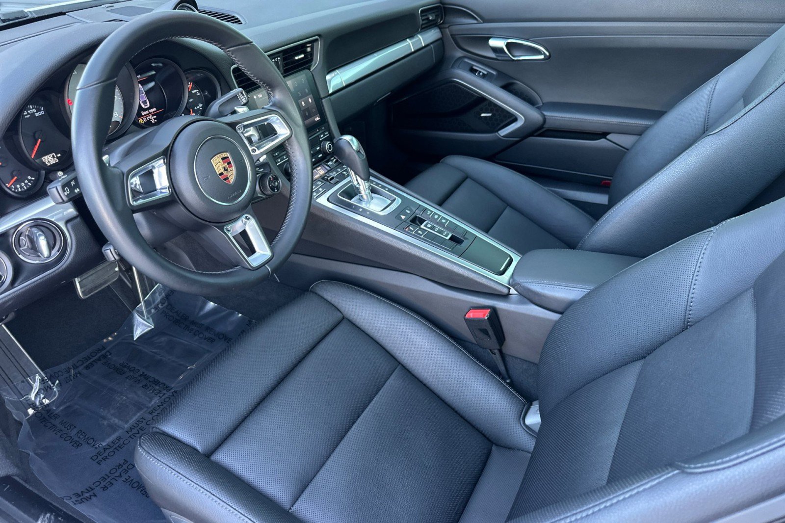 Certified 2017 Porsche 911 Carrera 4S image 4