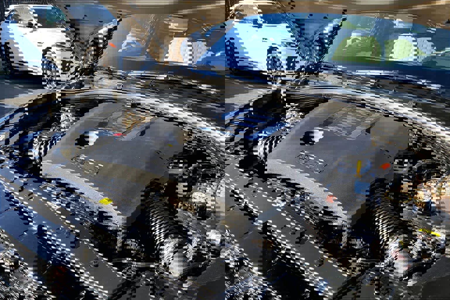 Used 2022 Land Rover Range Rover Velar R-Dynamic HSE image 34