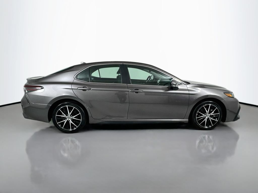 Used 2023 Toyota Camry SE w/ Convenience Package FWD image 8