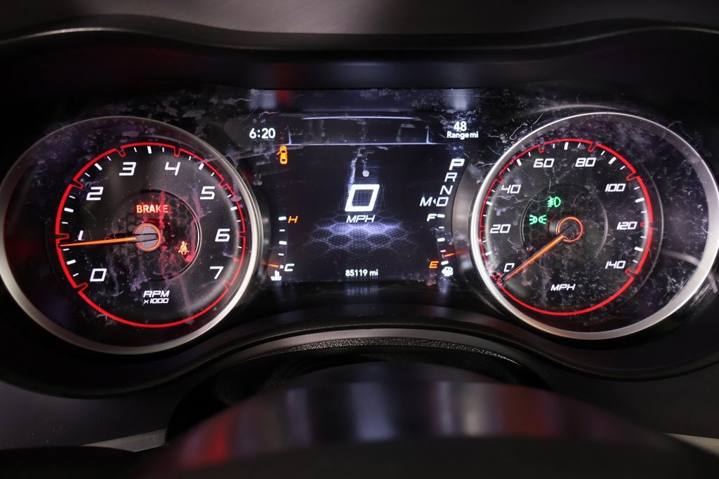 Used 2021 Dodge Charger SXT w/ Driver Convenience Group image 4