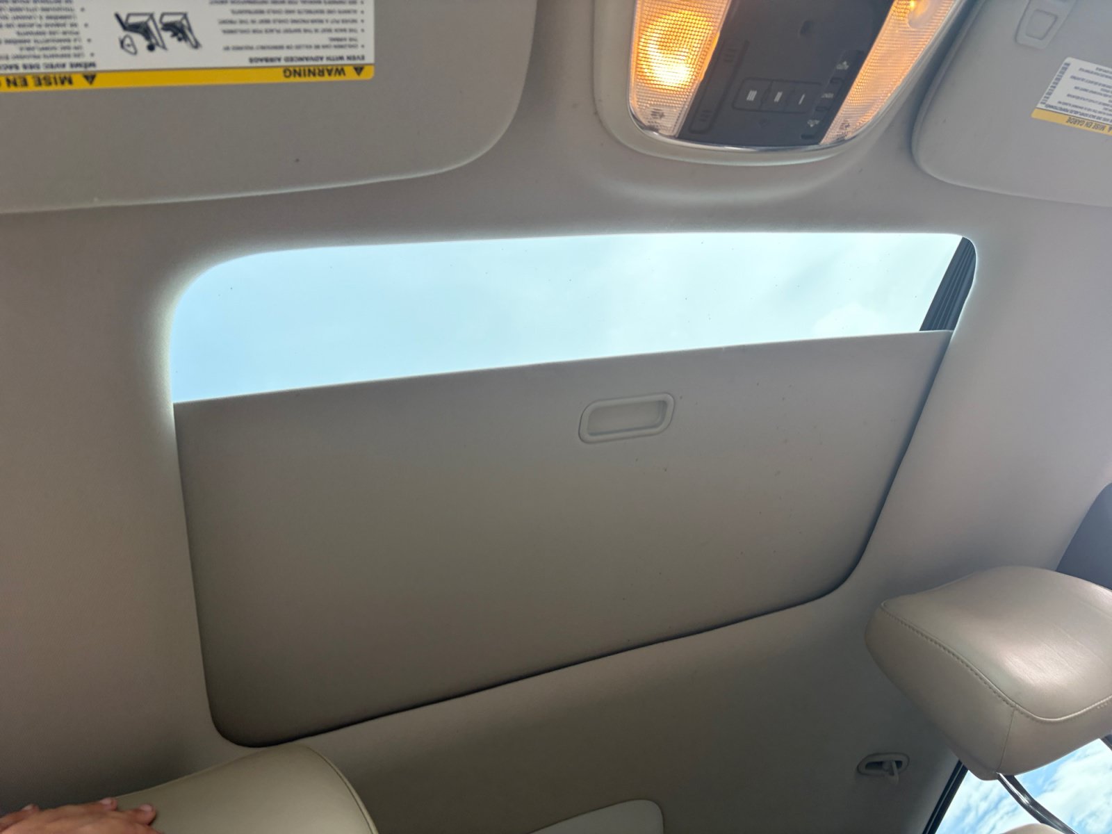 Used 2014 Dodge Durango Citadel w/ Technology Group RWD image 30