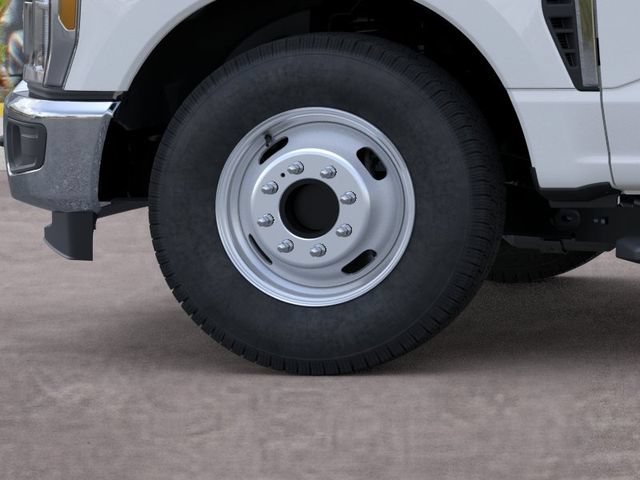 New 2025 Ford F350 XL w/ XL Chrome Package RWD image 20