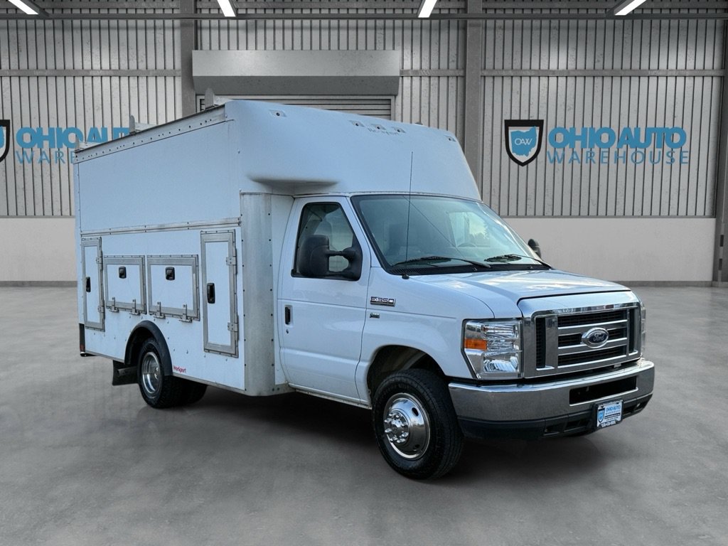 Used 2019 Ford E-350 and Econoline 350 Super Duty w/ Power Windows & Locks Group RWD image 3