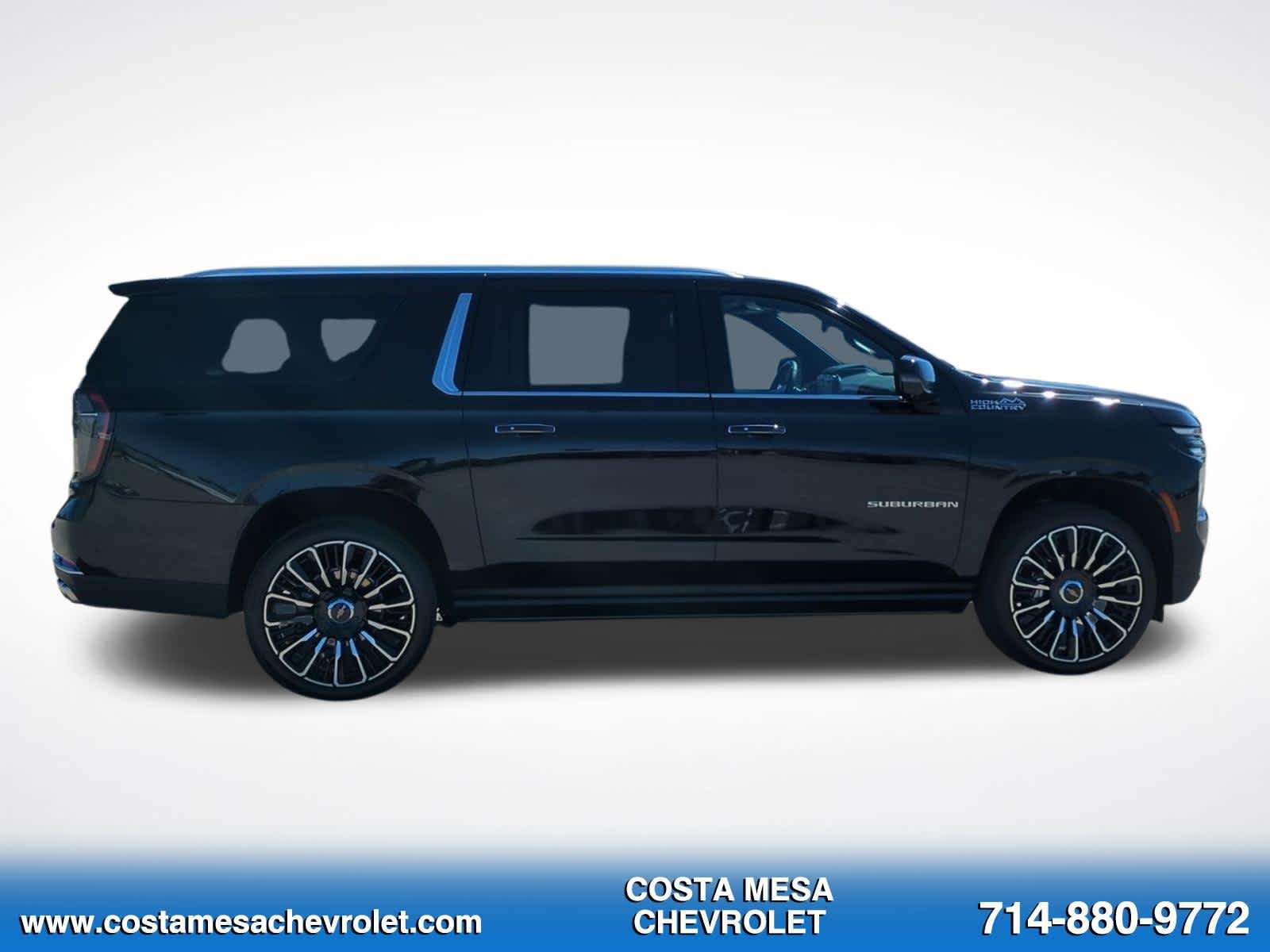 Used 2026 Chevrolet Suburban High Country AWD/4WD image 4