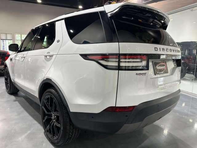 Used 2019 Land Rover Discovery SE AWD/4WD image 32