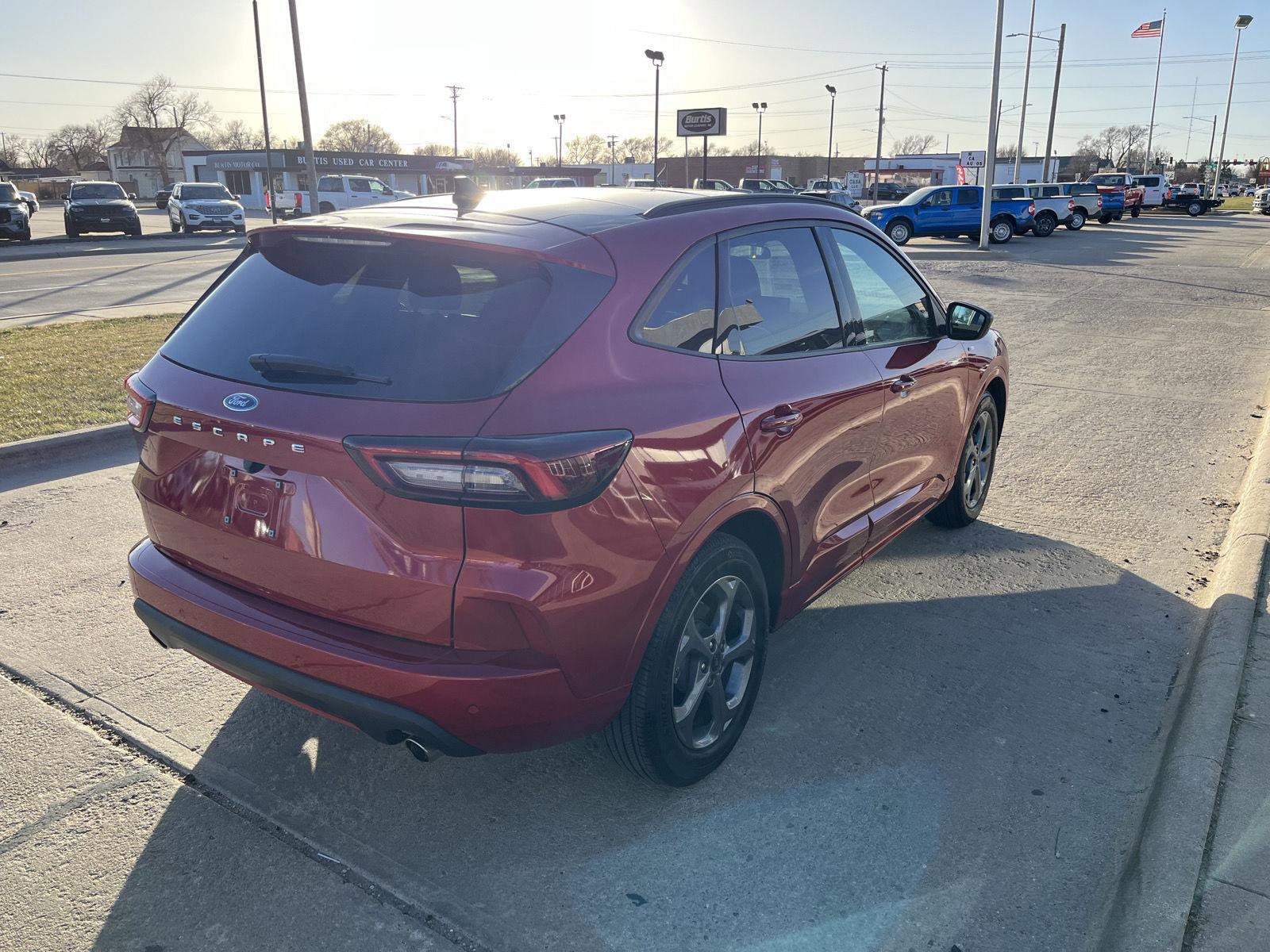 Used 2023 Ford Escape ST-Line w/ Tech Pack #1 image 6