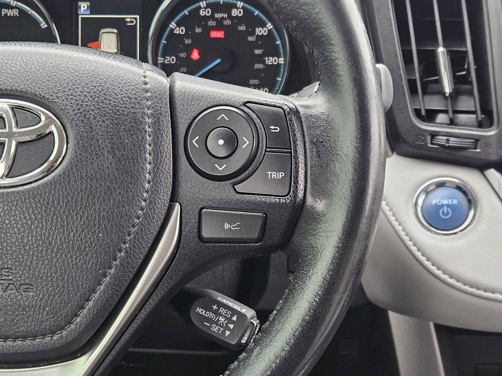 Used 2017 Toyota RAV4 XLE image 29