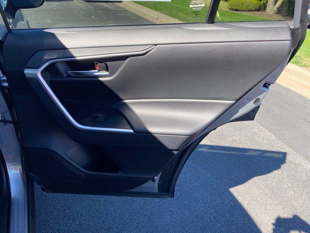 Certified 2025 Toyota RAV4 XLE AWD/4WD image 19