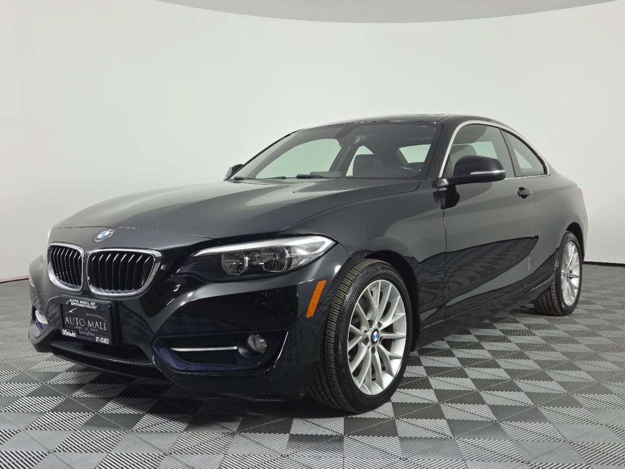 Used 2016 BMW 228i xDrive Coupe AWD/4WD image 3