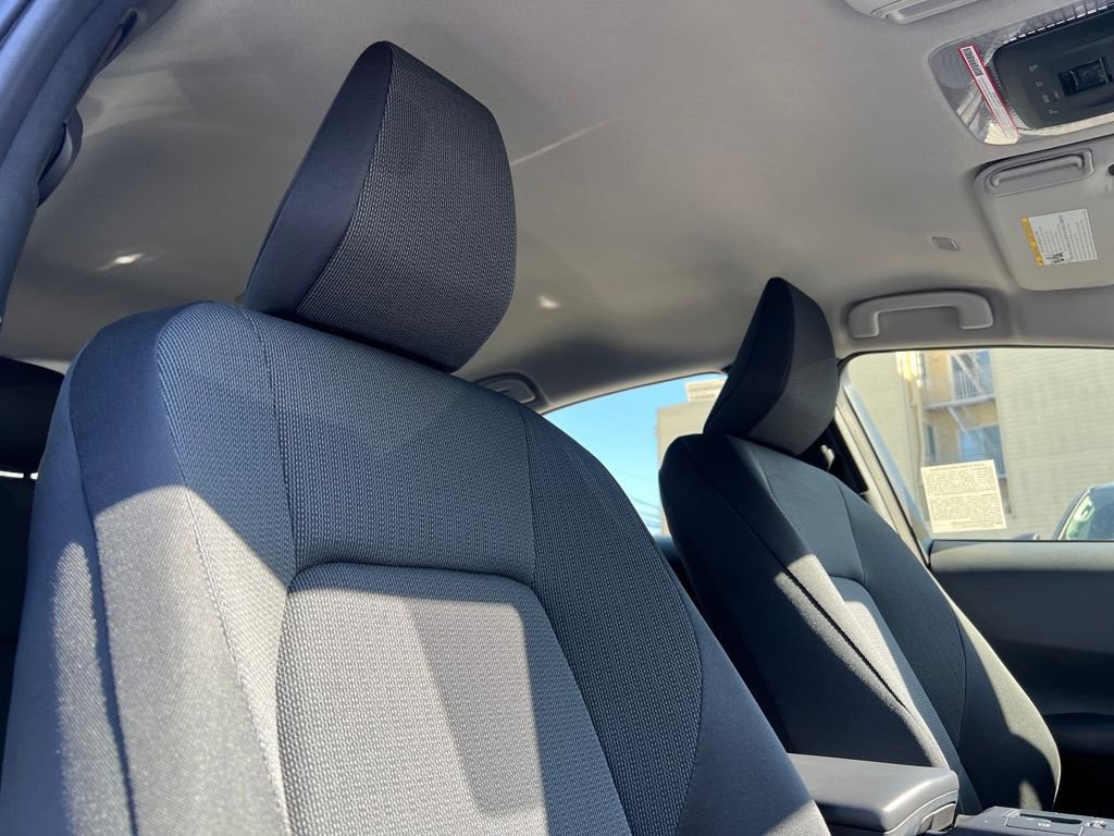 New 2026 Toyota Prius LE FWD image 20