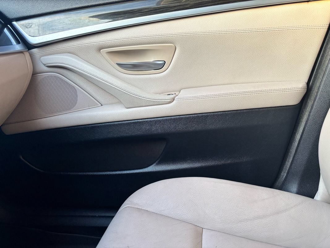 Used 2013 BMW 528i xDrive Sedan AWD/4WD image 20