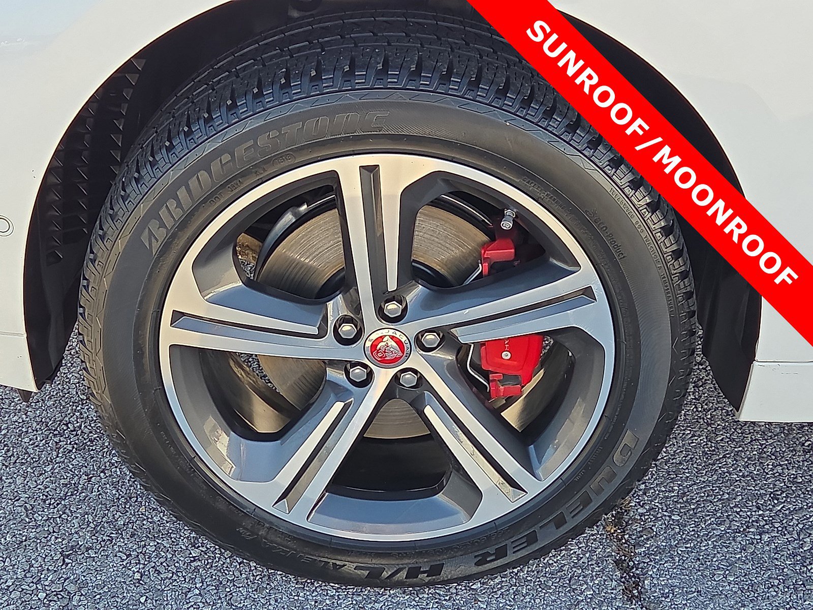 Used 2017 Jaguar F-PACE S image 7