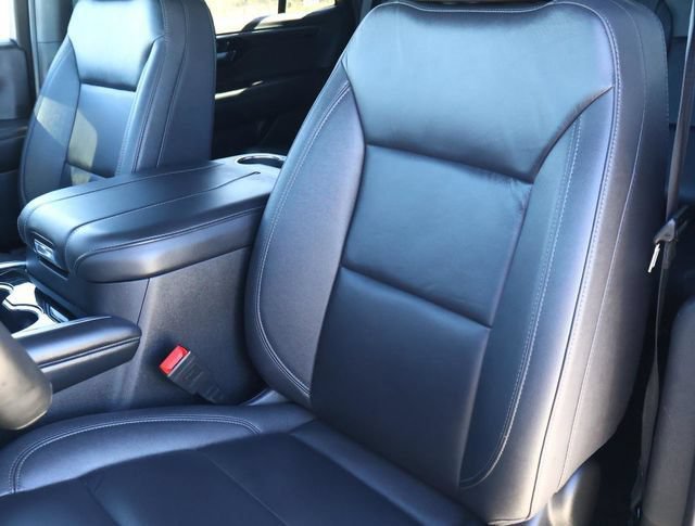 Used 2025 Chevrolet Tahoe Z71 AWD/4WD image 13