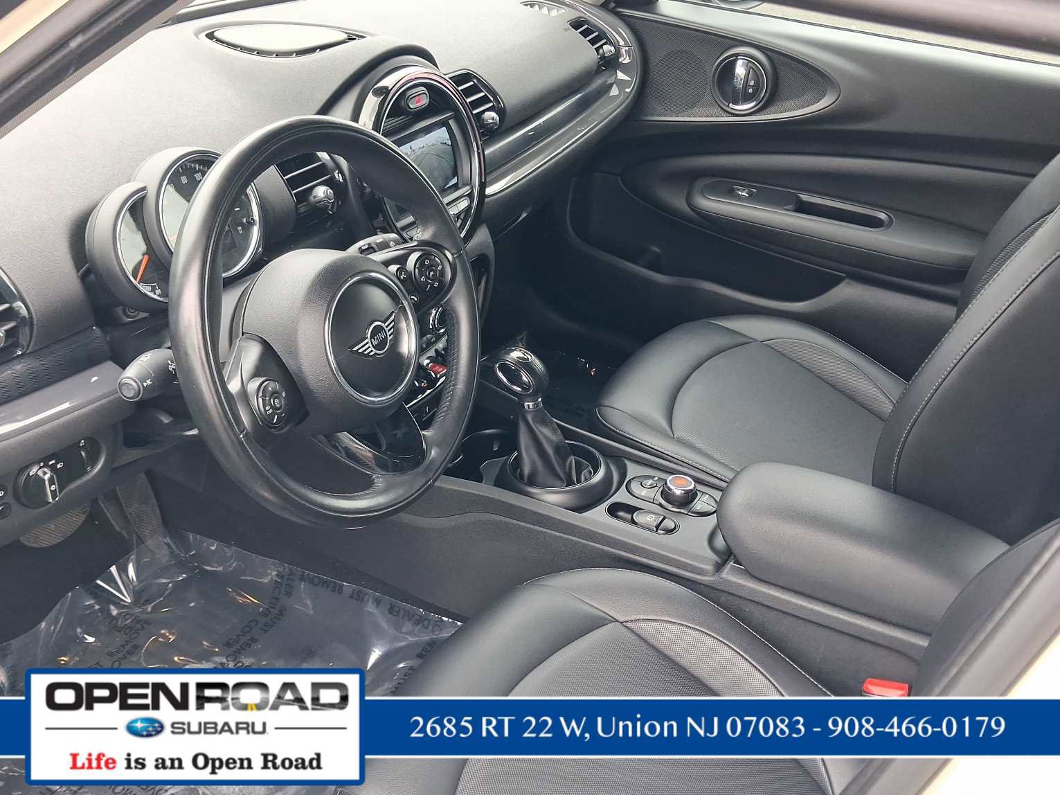 Used 2019 MINI Cooper Clubman ALL4 AWD/4WD image 16