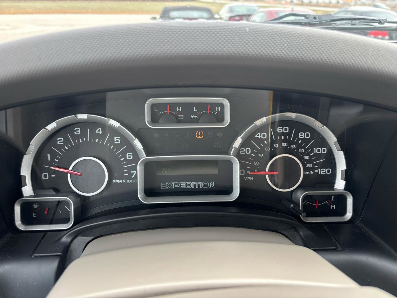 Used 2010 Ford Expedition XLT image 14