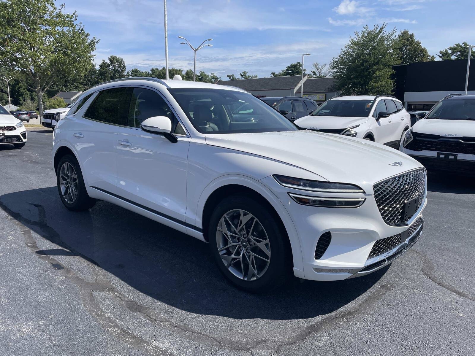Used 2024 Genesis GV70 2.5T AWD/4WD image 11