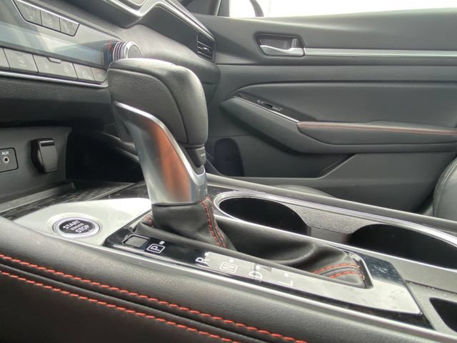 Used 2024 Nissan Altima 2.5 SR AWD/4WD image 27