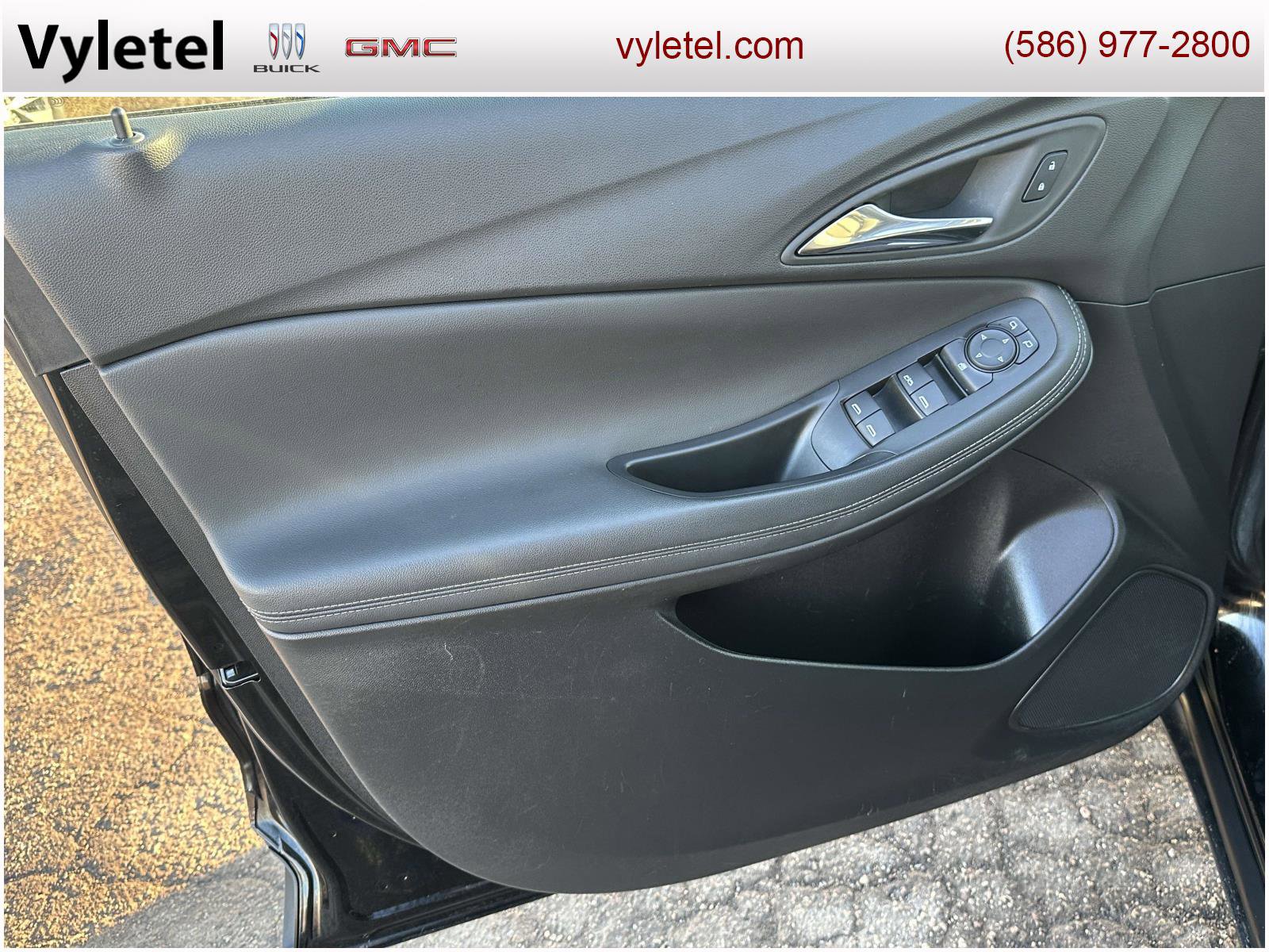 Used 2023 Buick Encore GX Preferred w/ Cold Weather Comfort Package image 14