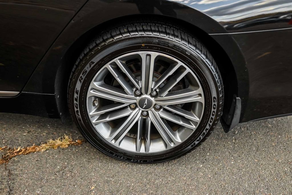 Used 2018 Genesis G80 3.8 w/ Option Group 02 image 12