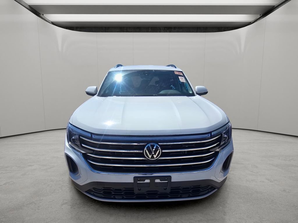 Used 2025 Volkswagen Atlas SE image 14