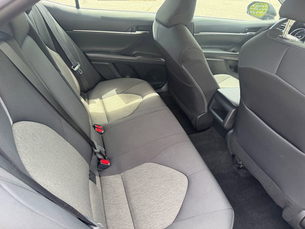 Used 2022 Toyota Camry LE FWD image 21