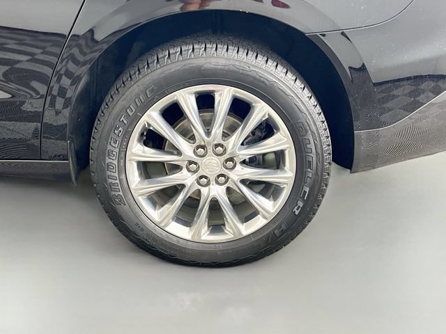 Used 2020 Buick Enclave Premium w/ Sun and Sites Package AWD/4WD image 38