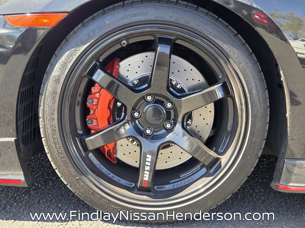 Used 2018 Nissan GT-R NISMO AWD/4WD image 9
