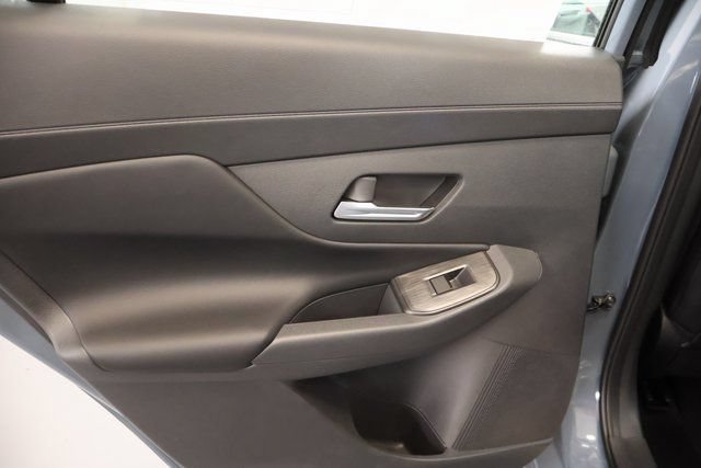 New 2026 Nissan Sentra SR w/ SR Premium Package FWD image 26