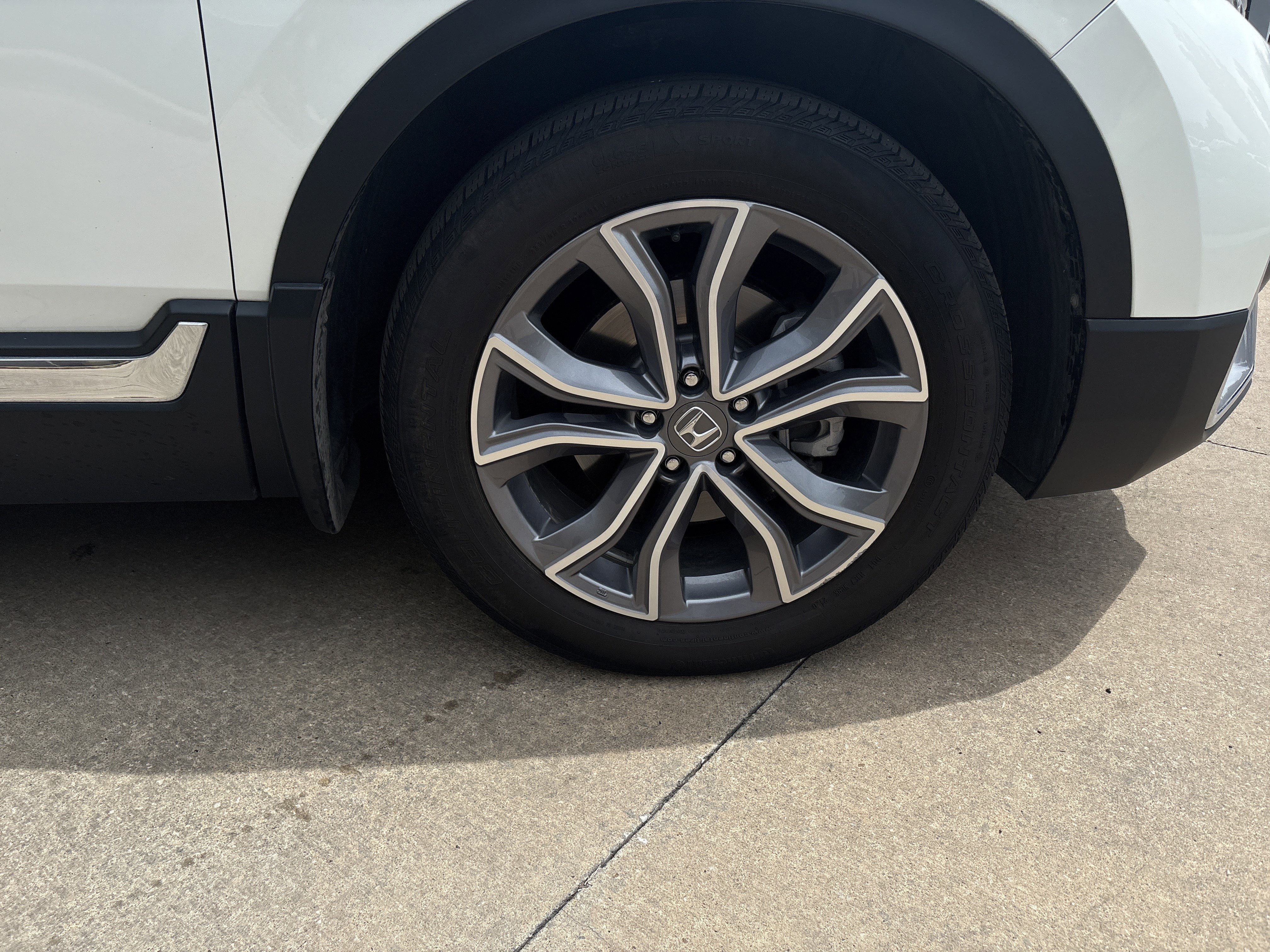 Used 2020 Honda CR-V Touring image 13