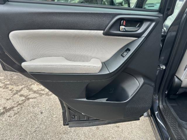 Used 2017 Subaru Forester 2.5i Limited image 31