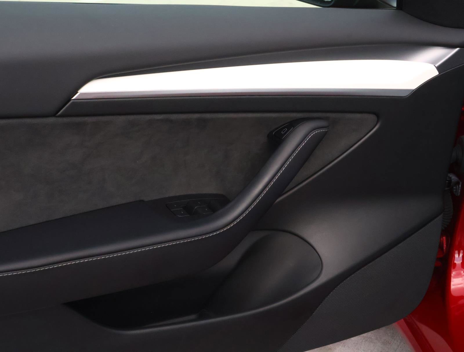 Used 2022 Tesla Model 3 Standard Range image 15