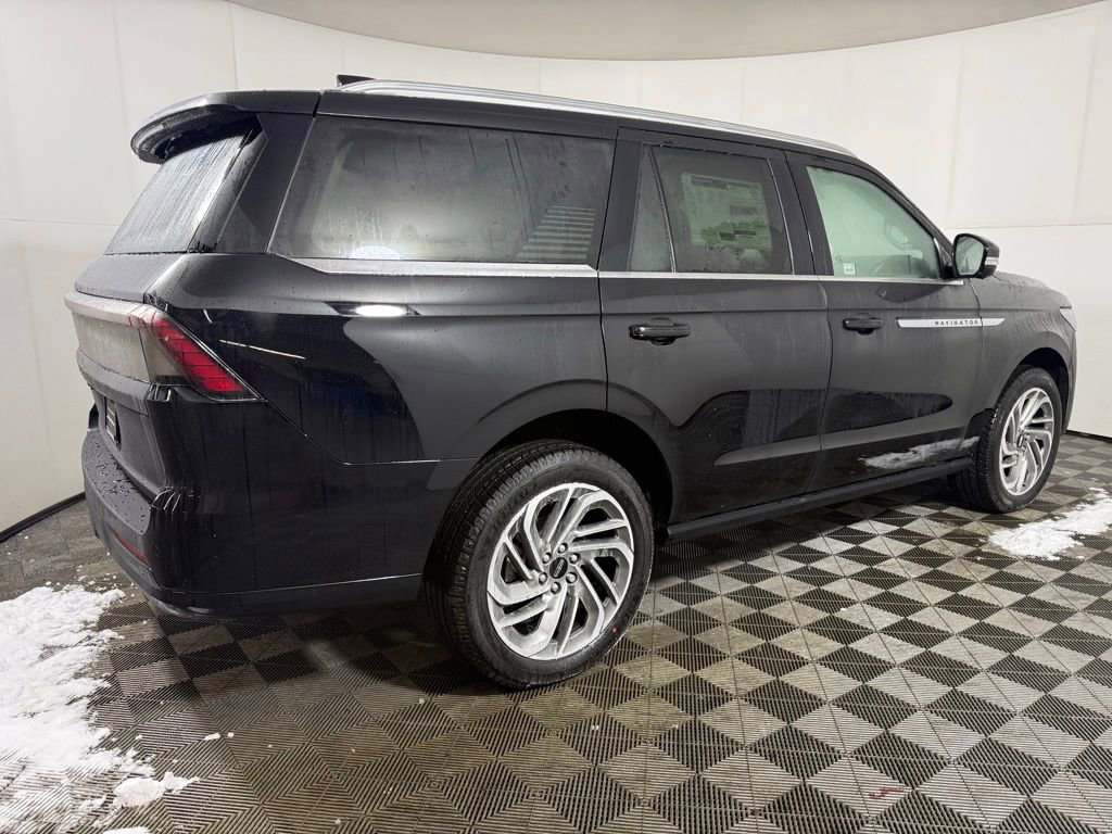 New 2025 Lincoln Navigator Reserve image 5