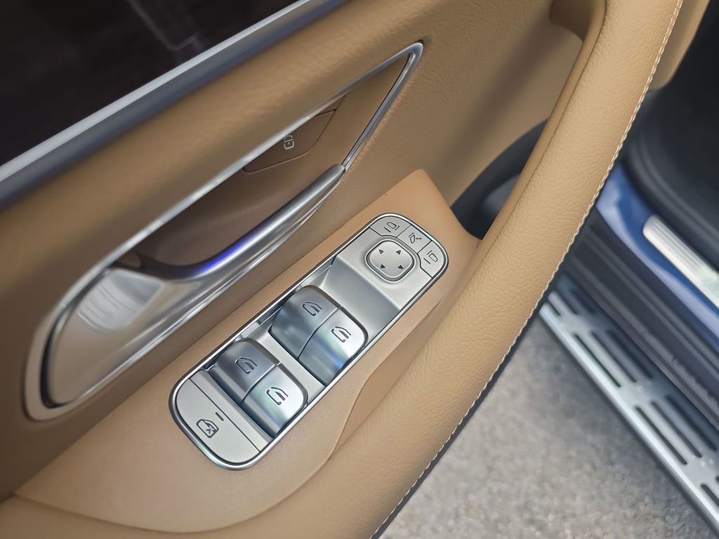 New 2026 Mercedes-Benz GLS 450 4MATIC image 11