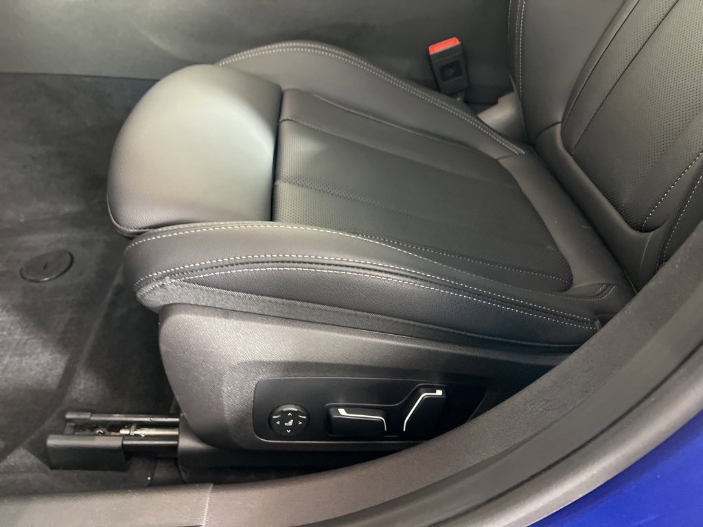 Certified 2025 BMW 330i xDrive Sedan w/ M Sport Package image 16