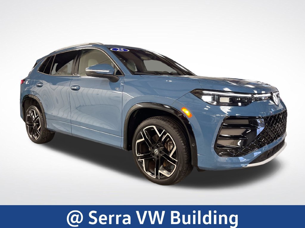 Used 2025 Volkswagen Tiguan SEL R-Line AWD/4WD image 7