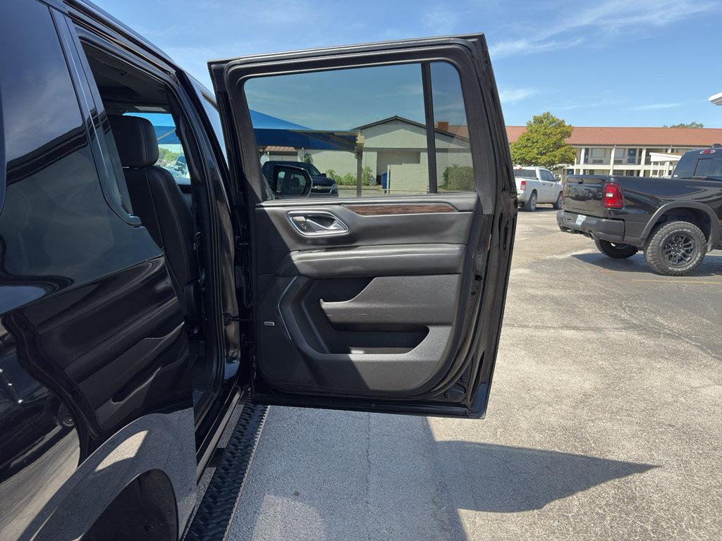 Used 2021 Chevrolet Suburban Z71 AWD/4WD image 17