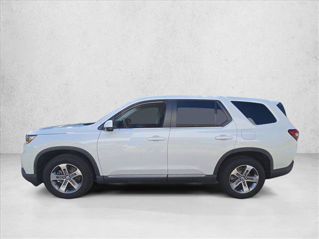 Certified 2025 Honda Pilot EX-L image 9