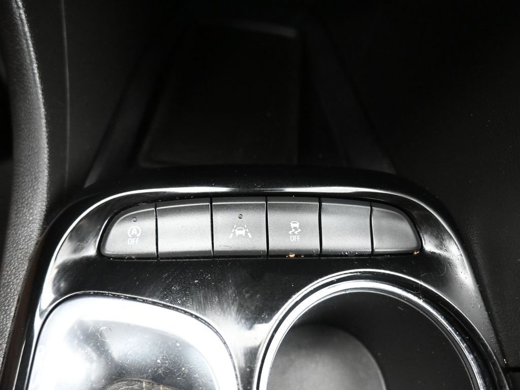 Used 2021 Buick Encore GX Select w/ Sport Touring Package image 21